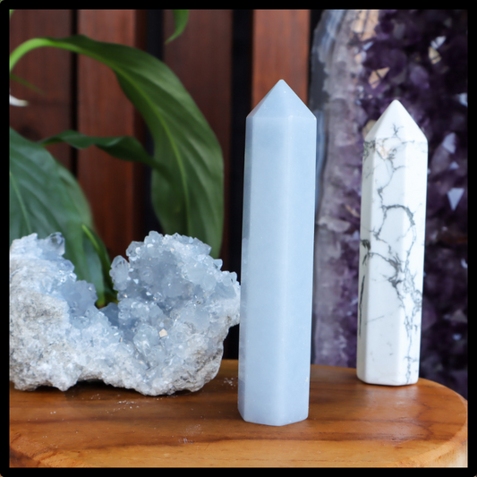 Best crystals for work placed on a table