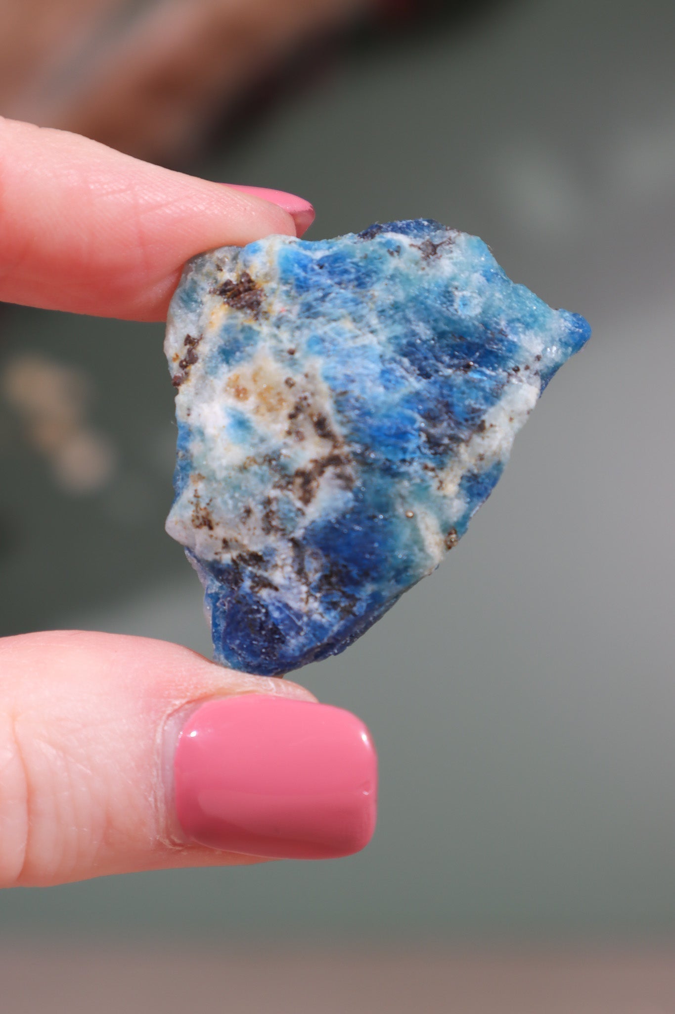 Hackmanite Crystal