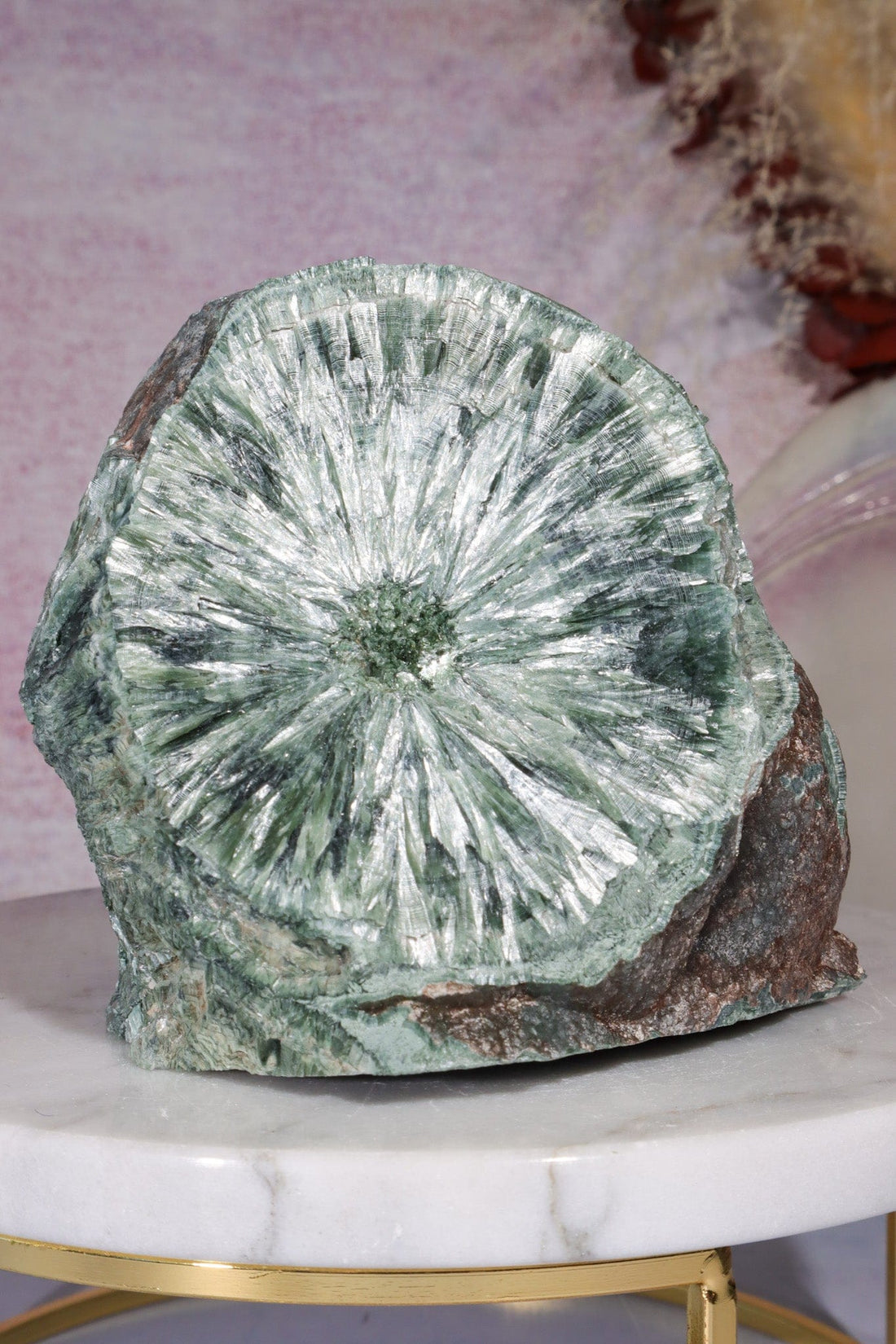 Seraphinite Mineral Guide | Formation Properties and Chatoyancy – Tali ...
