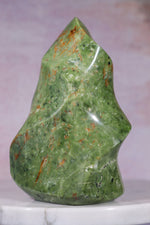 Chrysoprase Flame 445gr Flames Tali & Loz Crystals