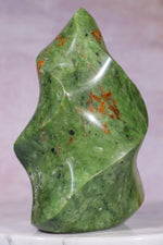 Chrysoprase Flame 445gr Flames Tali & Loz Crystals