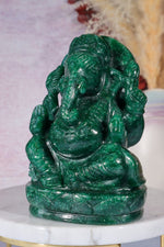 Dark Green Aventurine Ganesh, New Zealand 0.9KG Ganesh Tali & Loz Crystals