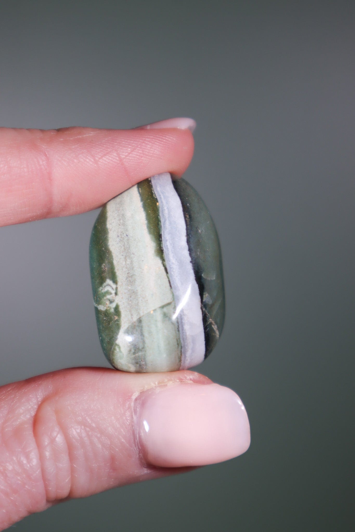 Green Sardonyx Tumblestones 15-25 mm Eggs Tali & Loz Crystals