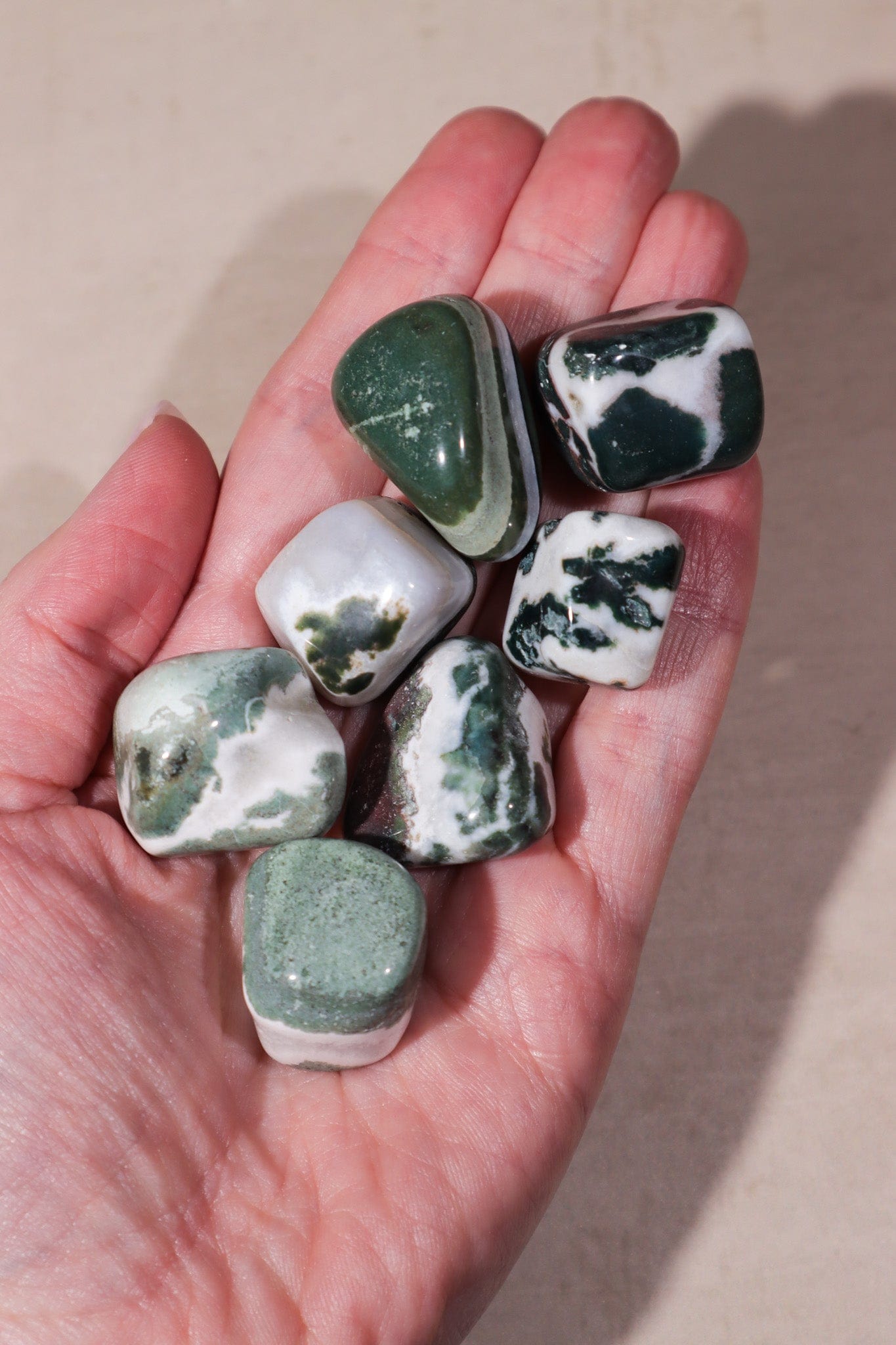 Green Sardonyx Tumblestones 15-25 mm - Tali & Loz Crystals