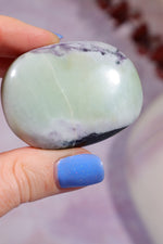 Kämmererite Palmstone Palmstones Tali & Loz Crystals