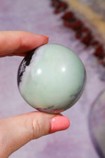 Kämmererite Sphere 4.7cm, India Spheres Tali & Loz Crystals