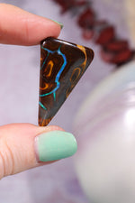 Koroit , Australia Boulder Opal 7.75gr Rocks & Fossils Tali & Loz Crystals