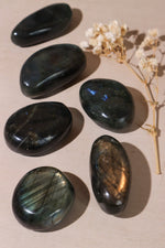 Labradorite Pebbles 86gr - Tali & Loz Crystals