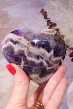 Large Chevron Amethyst Heart 9.5cm Hearts Tali & Loz Crystals