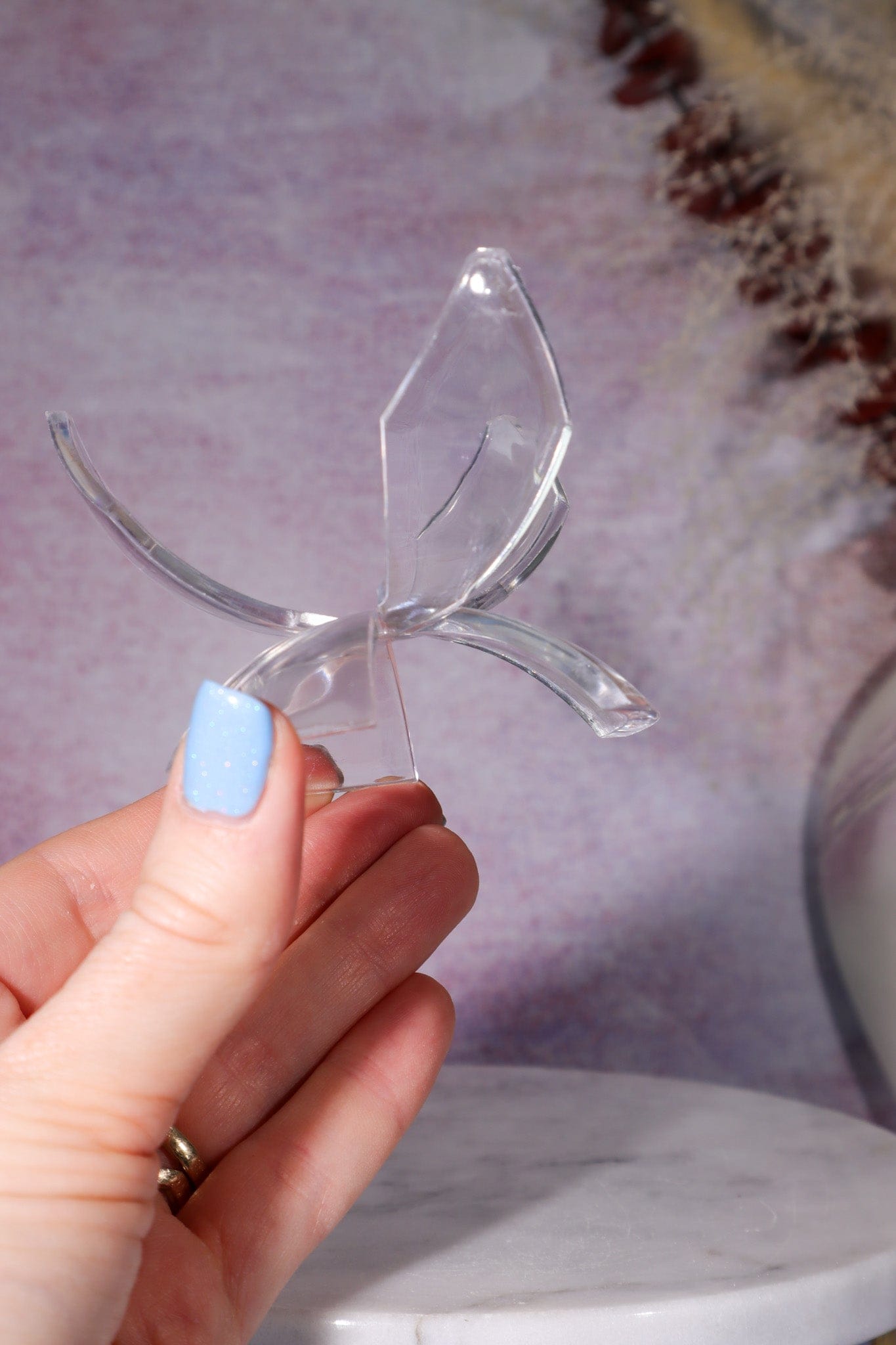 Large Clear Plastic Egg/Sphere Stand Specimen Stand Tali & Loz Crystals