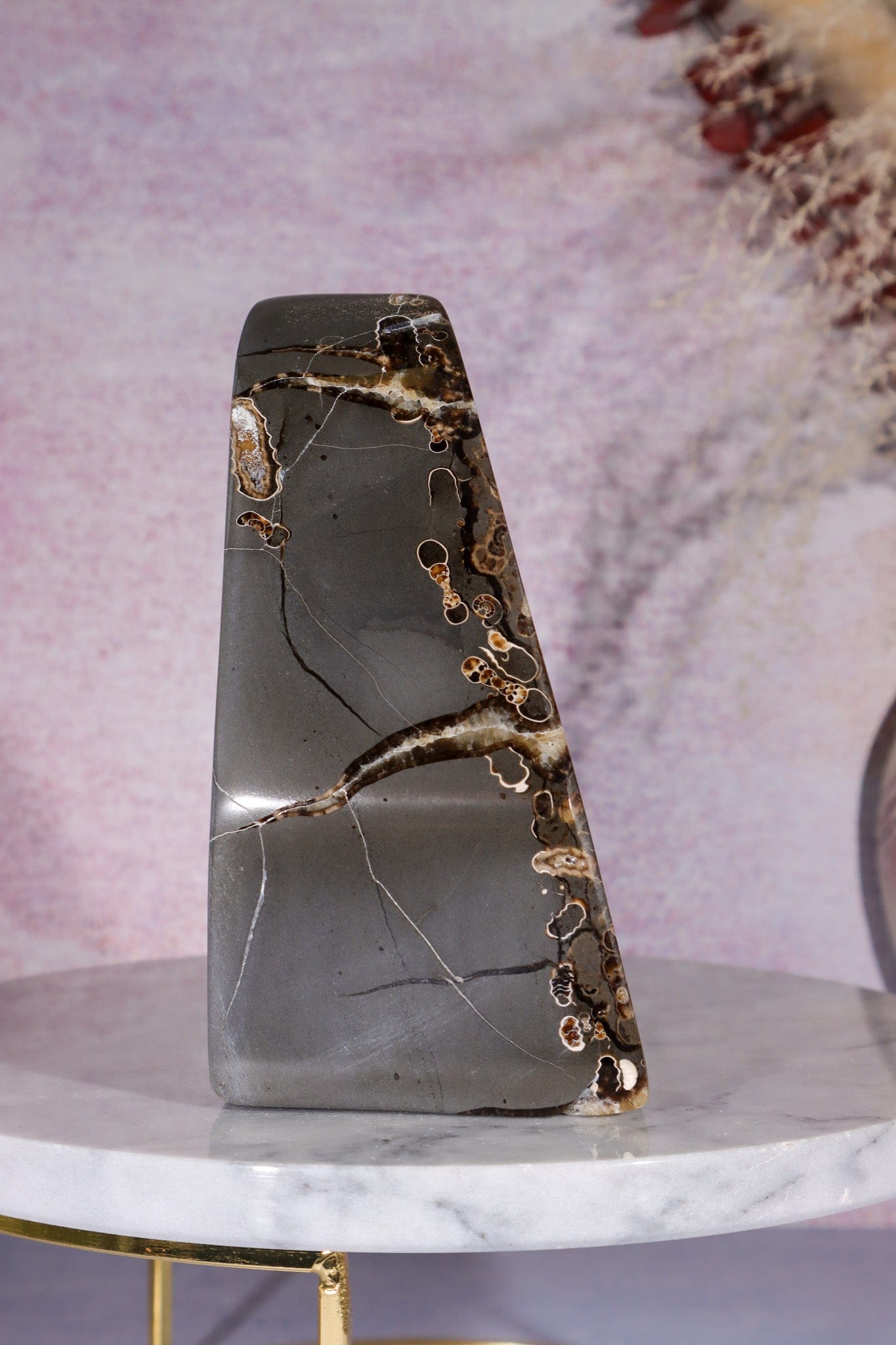 Marston Marble Freeform 1.6KG, Lower Jurassic, UK Fossil Tali & Loz Crystals