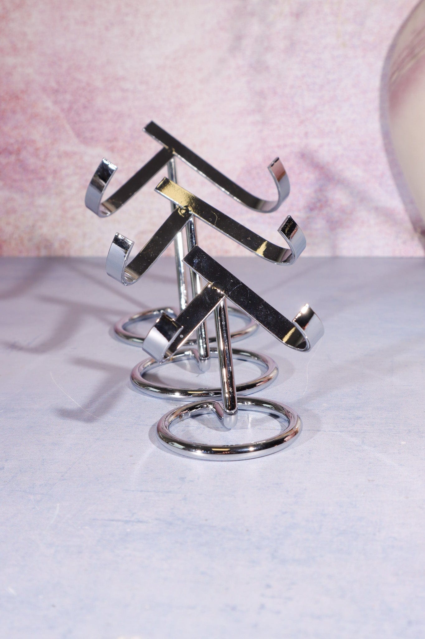 Medium Crystal Stand 7.5cm | 4 Colours Available Specimen Stand Tali & Loz Crystals