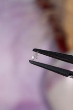 Petroleum Quartz Point | 5–10 mm | Madagascar Quartz Tali & Loz Crystals