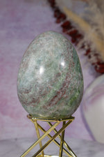 Ruby in Serpentine Egg | 75 × 57mm Egg Tali and Loz