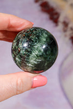 Seraphinite Sphere 4.2cm, Russia Spheres Tali & Loz Crystals