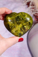 Serpentine Heart Carving 5.5cm, Madagascar Hearts Tali & Loz Crystals