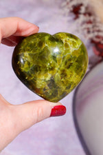 Serpentine Heart Carving 5.5cm, Madagascar Hearts Tali & Loz Crystals