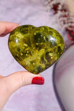 Serpentine Heart Carving 5.5cm, Madagascar Hearts Tali & Loz Crystals