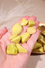 Serpentine Tumblestones 20-30mm Light - Tali & Loz Crystals