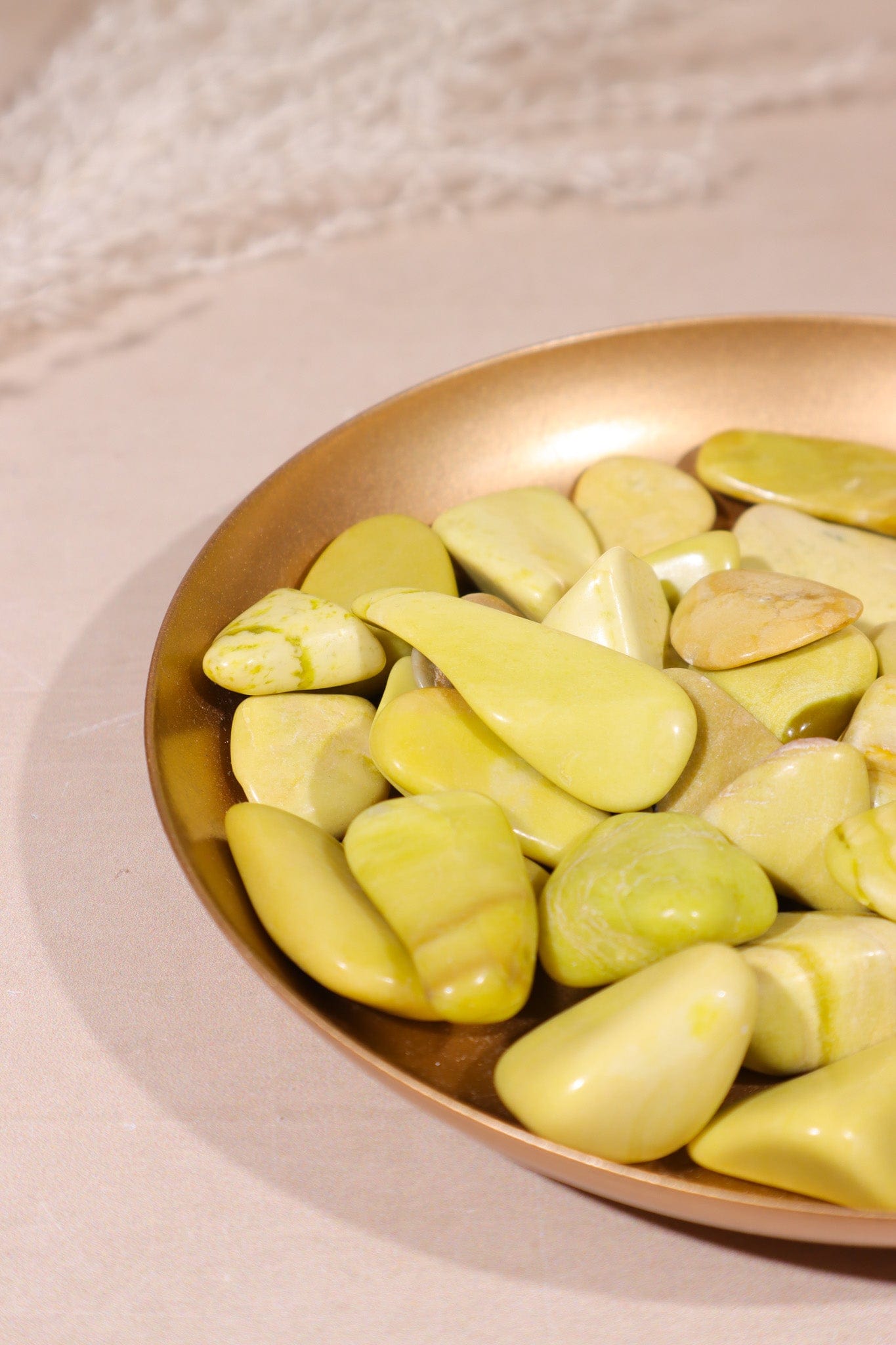 Serpentine Tumblestones 20-30mm Light - Tali & Loz Crystals