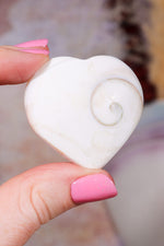 Shiva Shell Hearts | 20-30mm | Indonesia Hearts Tali & Loz Crystals