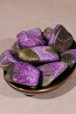 Stichtite Tumblestone | ~30mm | Tasmania, Australia Tumblestones Tali & Loz Crystals
