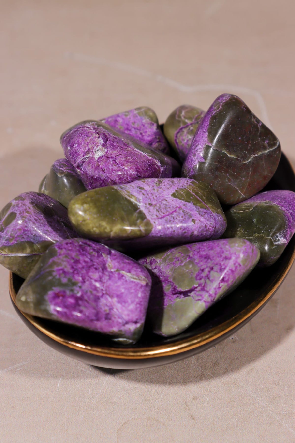 Stichtite Tumblestone | ~30mm | Tasmania, Australia Tumblestones Tali & Loz Crystals