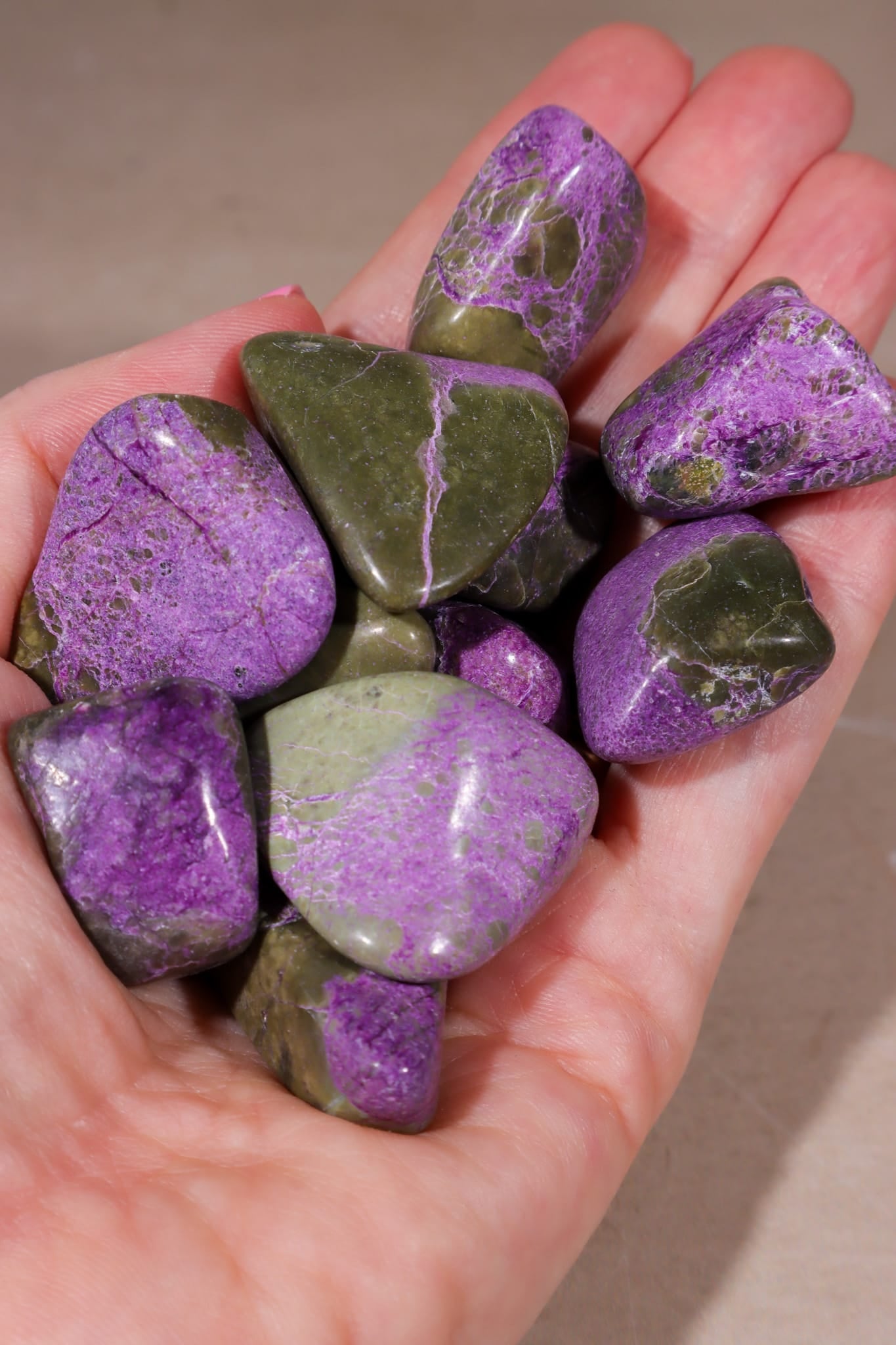 Stichtite Tumblestone | ~30mm | Tasmania, Australia Tumblestones Tali & Loz Crystals