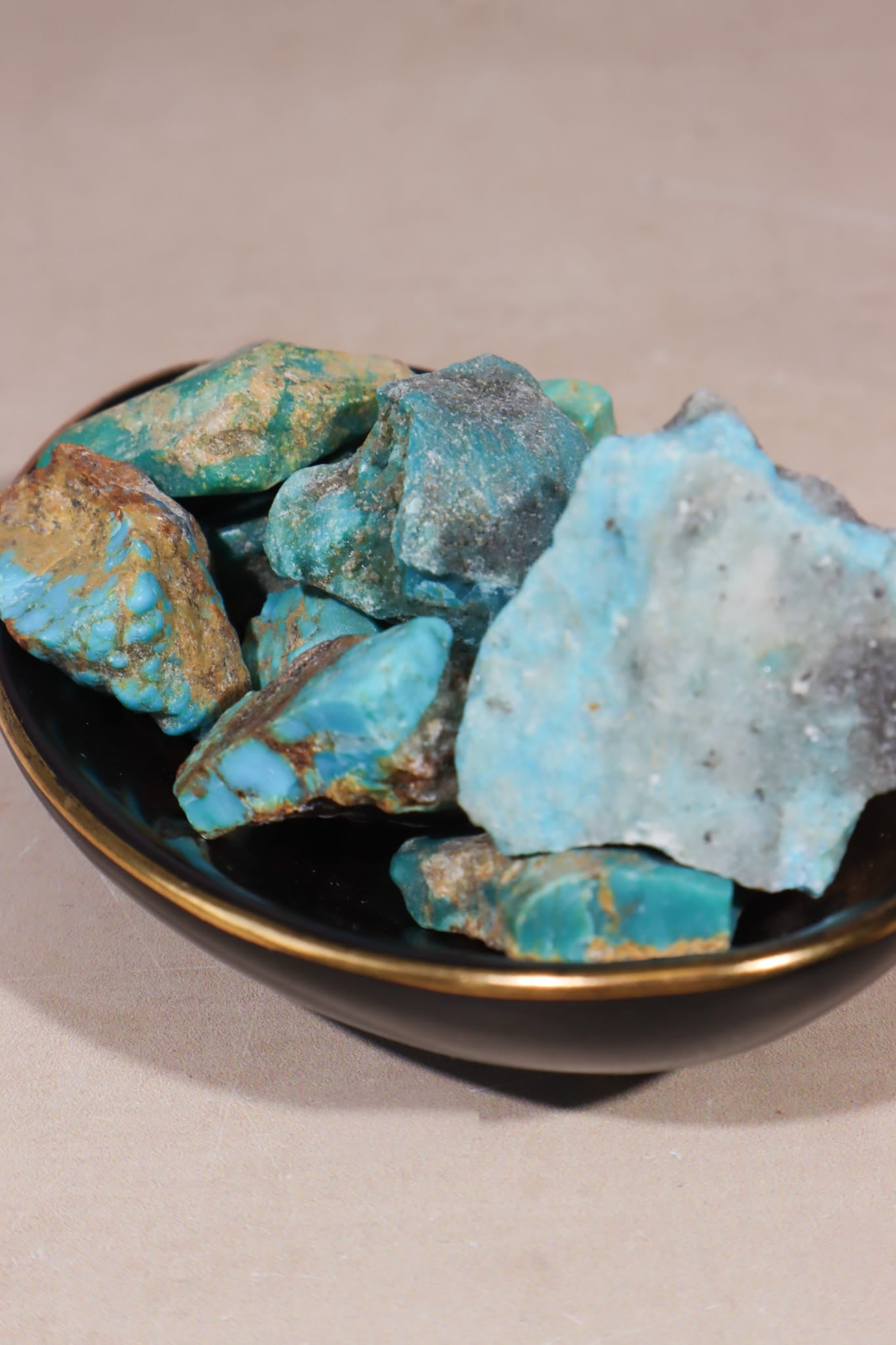 Turquoise Rough | 1-2cm | Kingman Mine, Arizona, USA Rough Tali & Loz Crystals