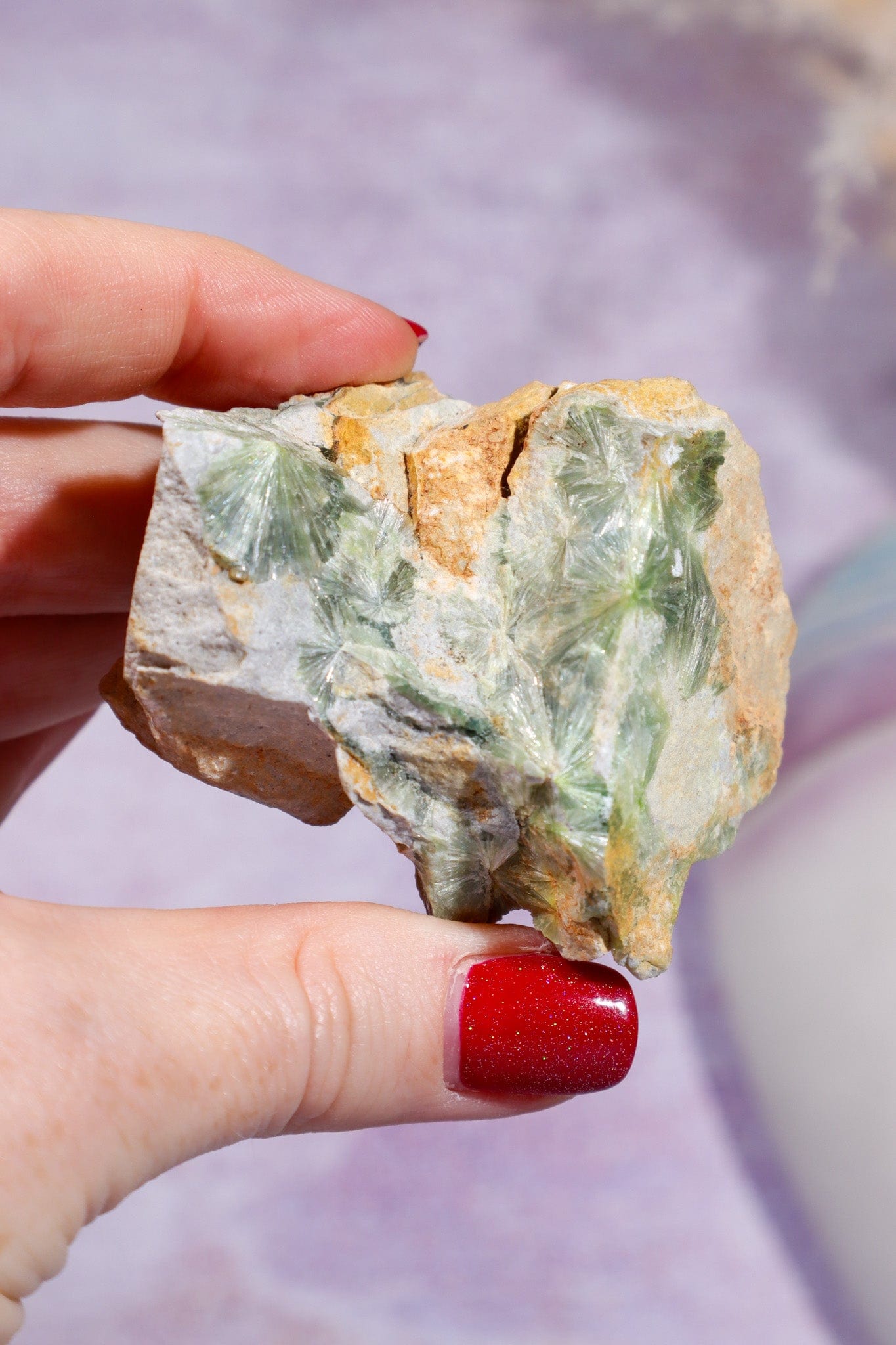 Wavellite Specimen 4cm, Arkansas Specimens Tali & Loz Crystals