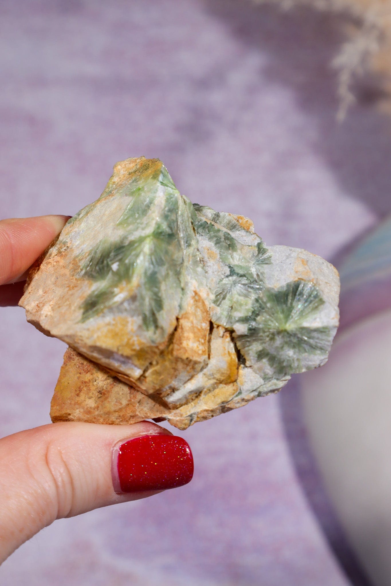 Wavellite Specimen 4cm, Arkansas Specimens Tali & Loz Crystals